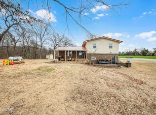 216 Leslie Scruggs Rd, Humboldt, TN 38343