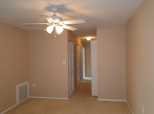 5600 Bloomfield Dr, Alexandria, VA 22312