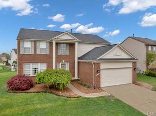 17982 Troon Trl, Macomb, MI 48042