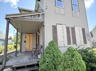 330 S Howard St, Union City, IN 47390