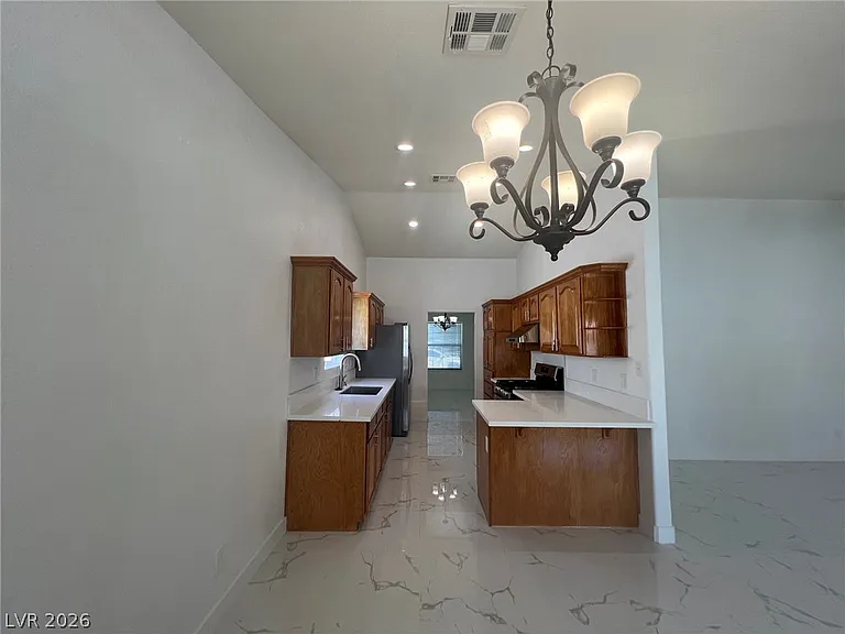 5645 W Katie Ave — Photo 35