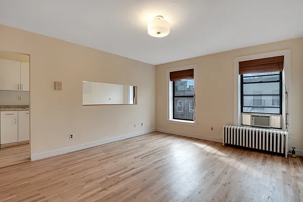 Rented by Compass | media 9