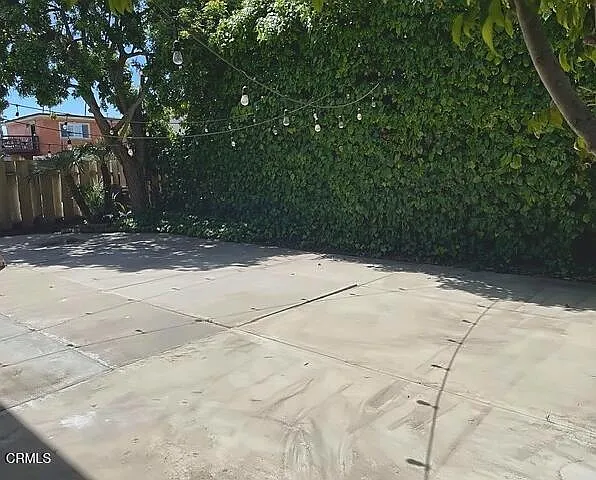 2589 Bayshore Ave — Photo 13