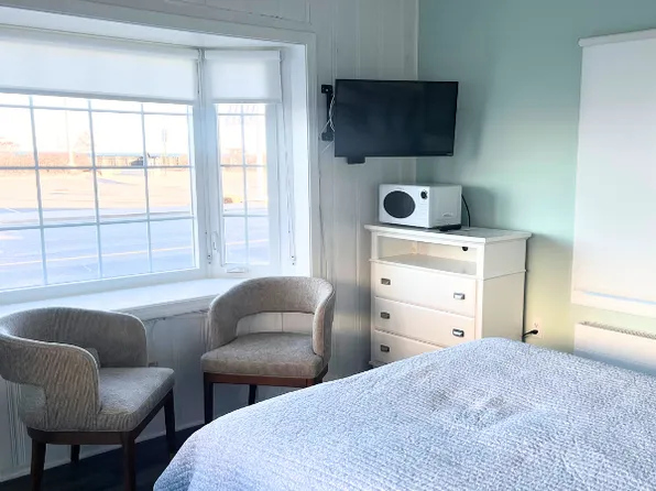 75 Ocean Blvd, Hampton, NH