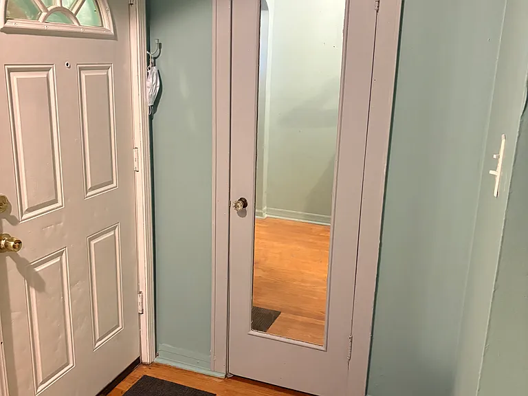 6246 N Rockwell St #2 — Photo 7