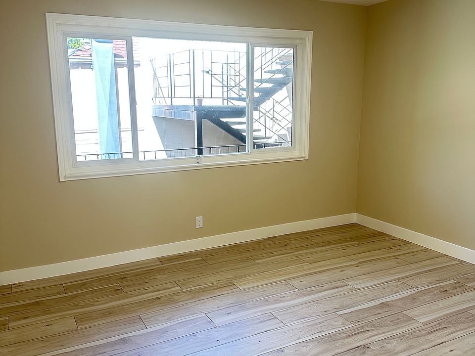 Spacious Bedroom