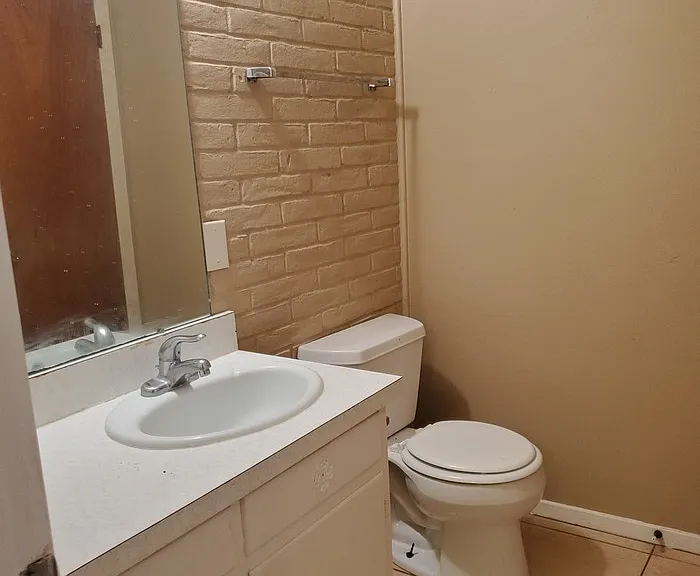 1612 Sam Houston Dr #BB — Photo 9