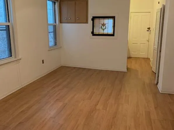 2330 N Janssen Ave #1B, Chicago, IL 60614