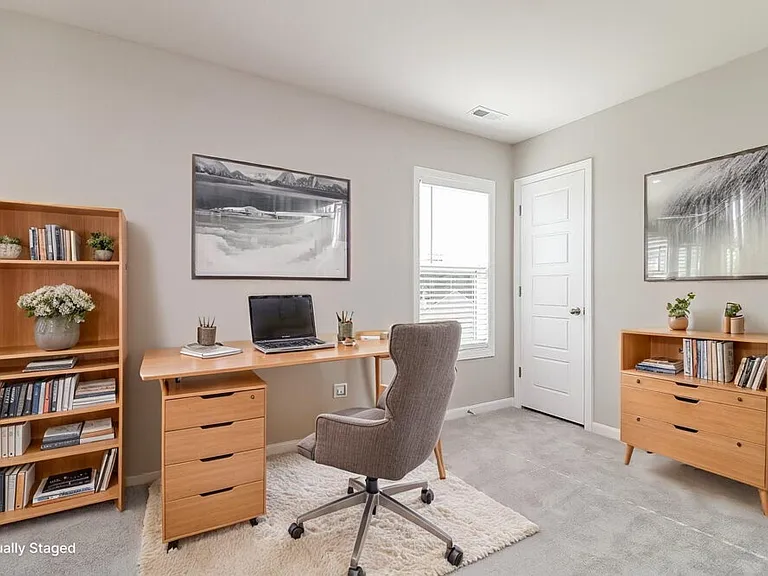 12 Patagonia Pl — Photo 15