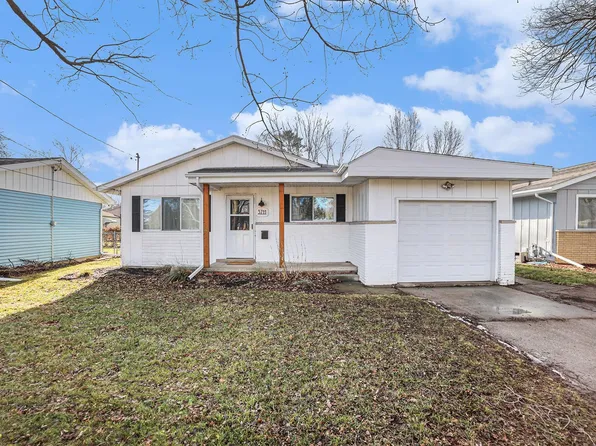 3711 Weiss St, Saginaw, MI 48602