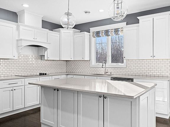 3rd image of 3879 Okerstrom Rd