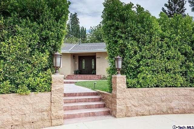 1st image of 4612 La Cesta Pl