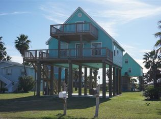 417 Thunder Rd, Surfside Beach, TX 77541