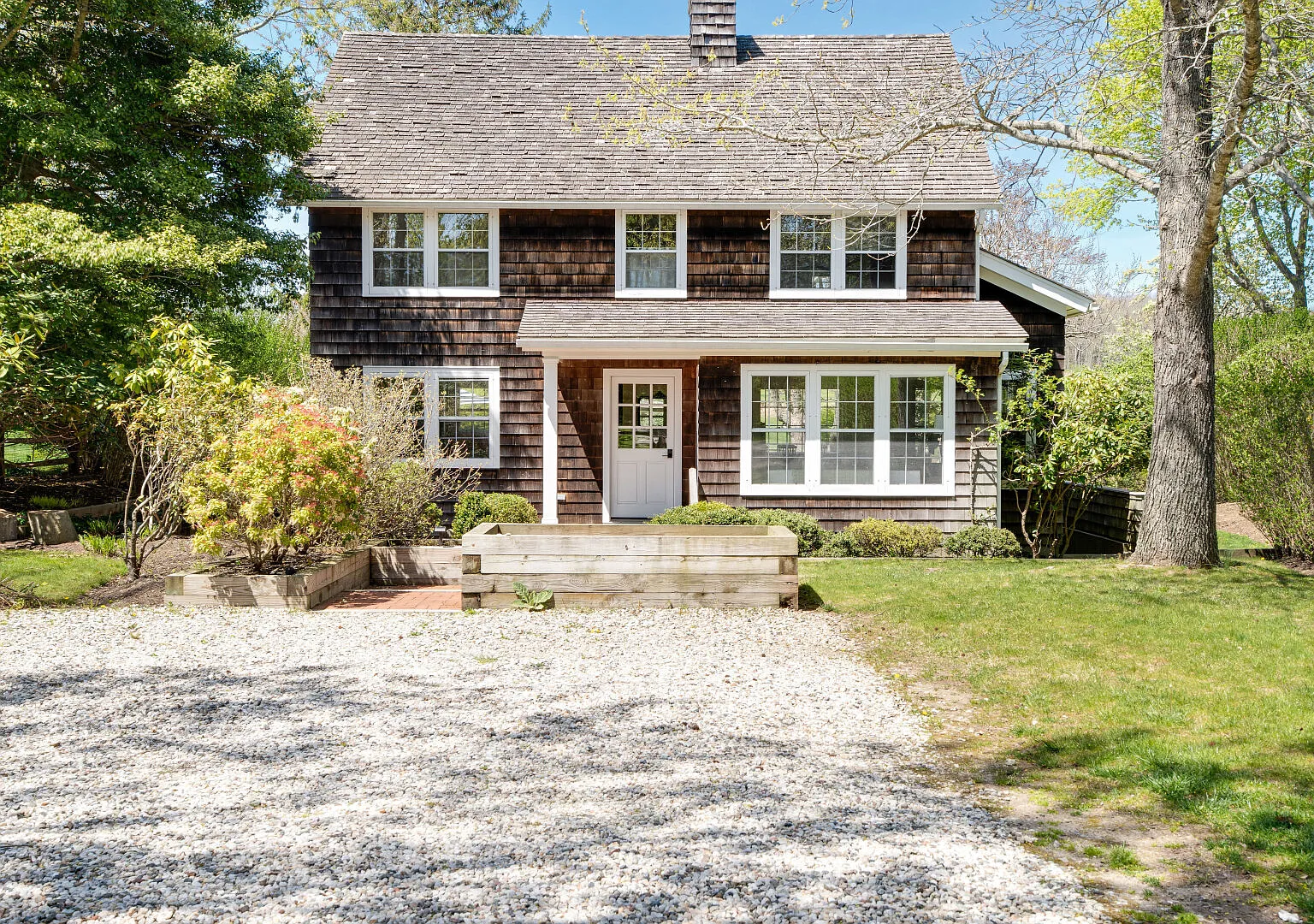 Renovated Farmhouse A, Sunset Views, Walk to Amagansett Town — Photo 3