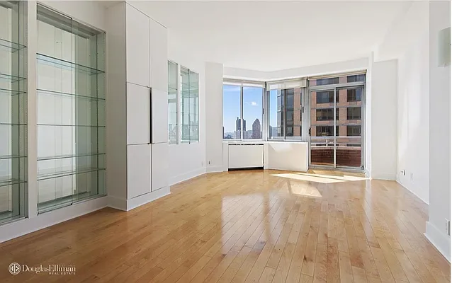 Rented by Douglas Elliman | media 18