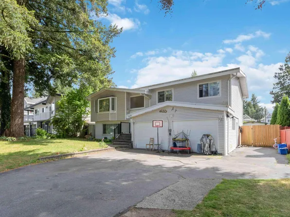 19536 118b Ave, Pitt Meadows, BC V3Y 1L3