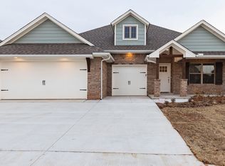18701 Grove Pkwy, Edmond, OK 73012