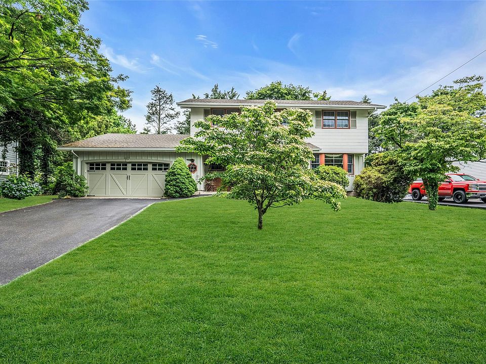1st image of 29 Cardinal Lane