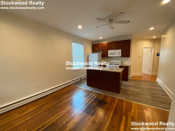 90 Lyndhurst St APT 4, Boston, MA 02124