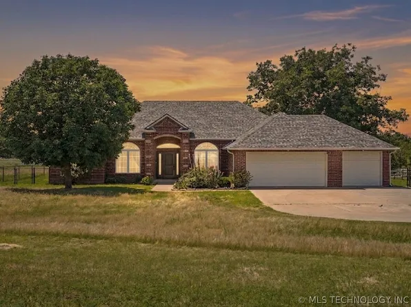 18028 N Javine Hill Rd, Skiatook, OK 74070