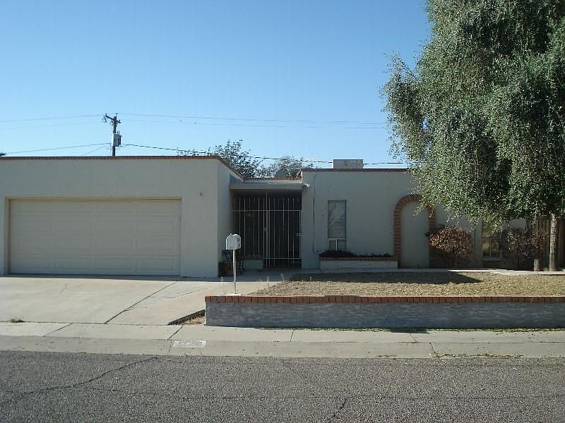 1st image of 1167 E Brenda Dr