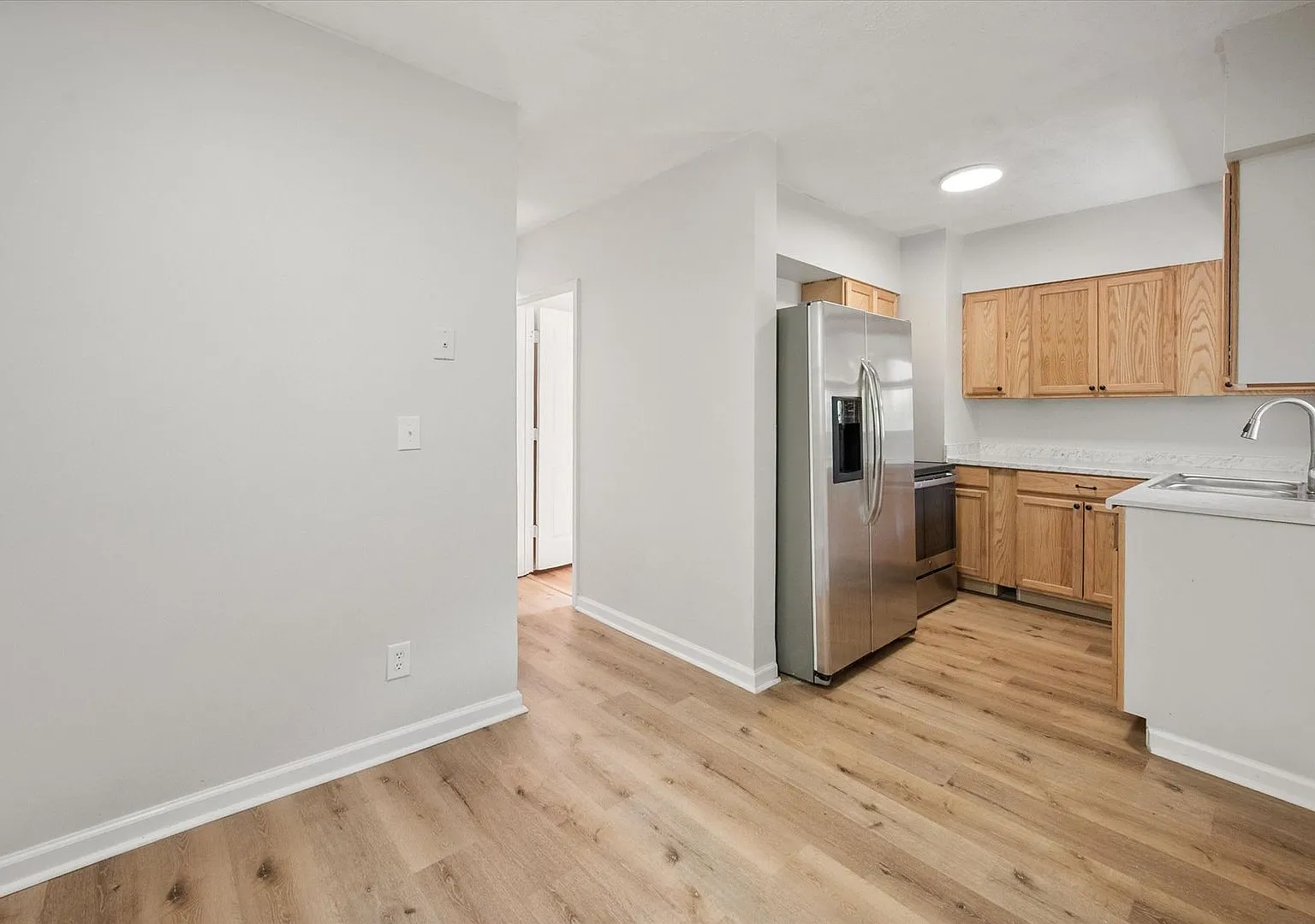 Recently Renovated apartment! — Photo 4
