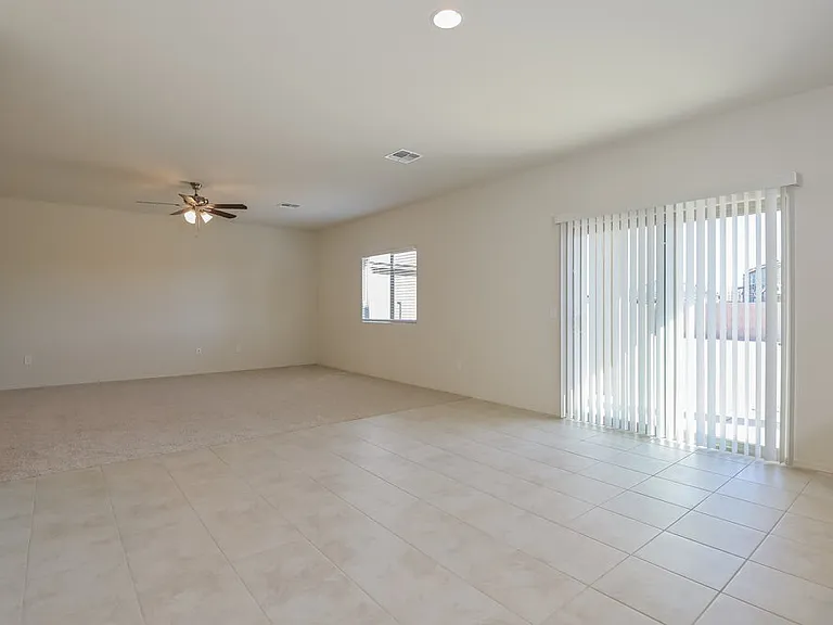 10854 W Claxton Dr — Photo 6