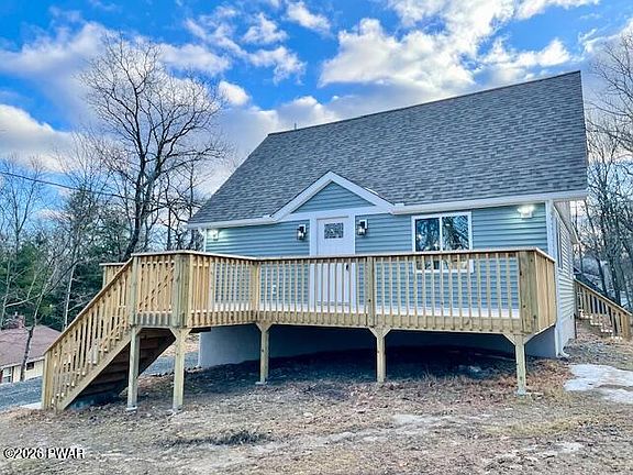 2nd image of 102 Sandstone Dr