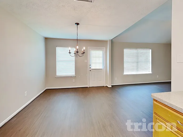 12230 Scarlet River Dr — Photo 5