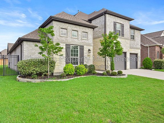 2nd image of 28080 Woodland Bend Way