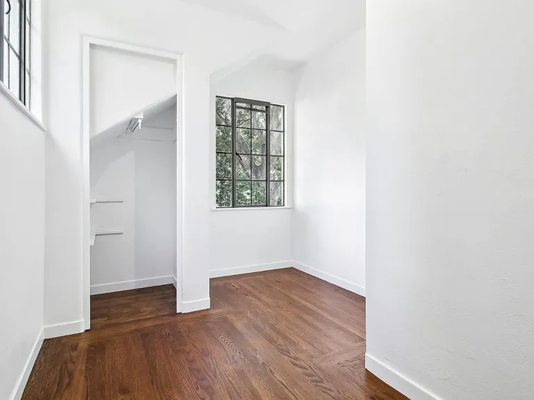 1040 Creek Dr — Photo 39