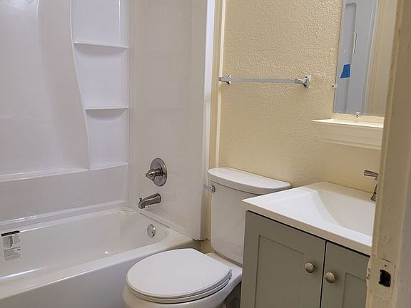 4th image of 8408 Riverstone Dr APT C