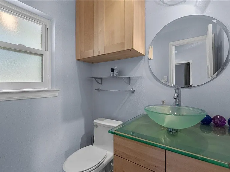 1016 Glenshannon Ave — Photo 14