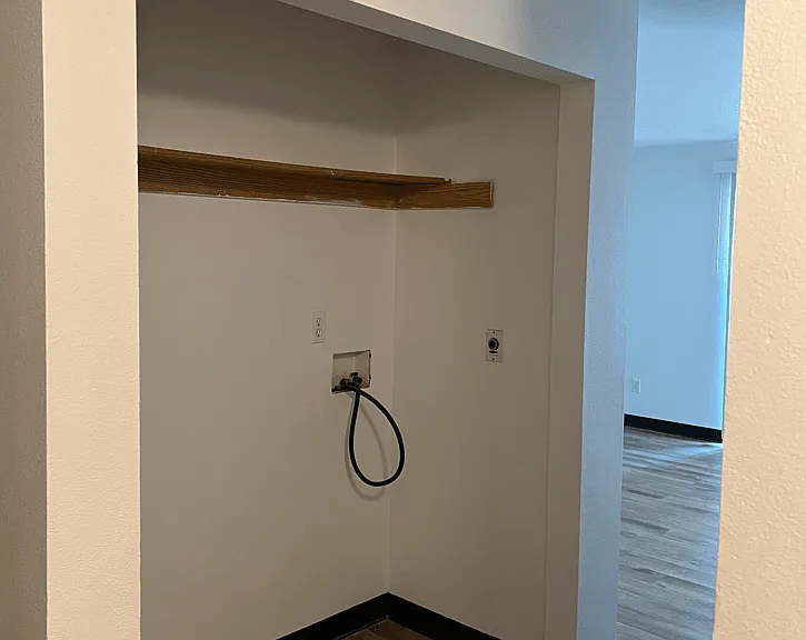 Pioneer Park Apartment — Photo 15