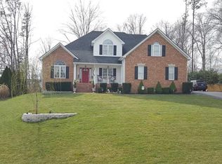 8006 Longfellow Pl, Midlothian, VA 23112