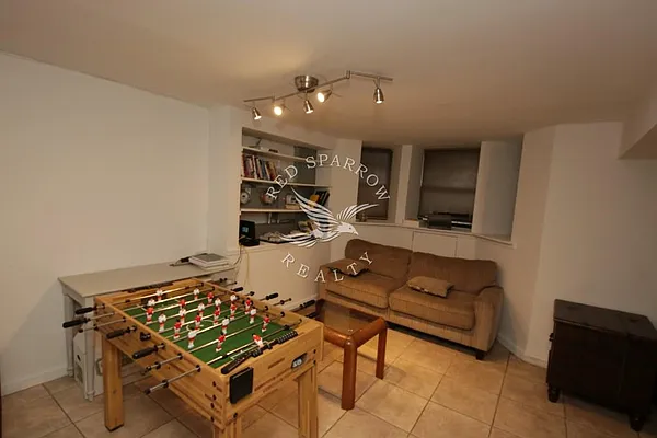 Rented by Red Sparrow Realty Group | media 23