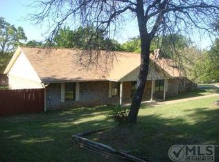 1541 Canyon Creek Dr W, Azle, TX 76020