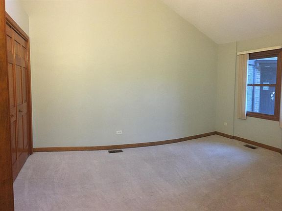 3rd image of 37 Terrace Ln APT G