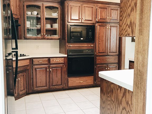4th image of 2600 SW 119th Ter