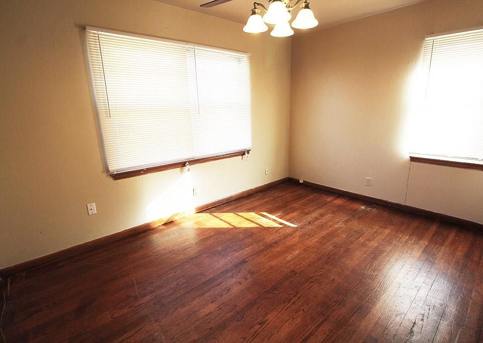1st image of 2421 Becker Pl