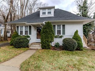 357 Warwick Neck Ave, Warwick, RI 02889