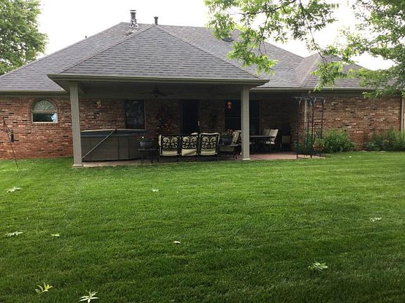 5th image of 4020 Nina Dr