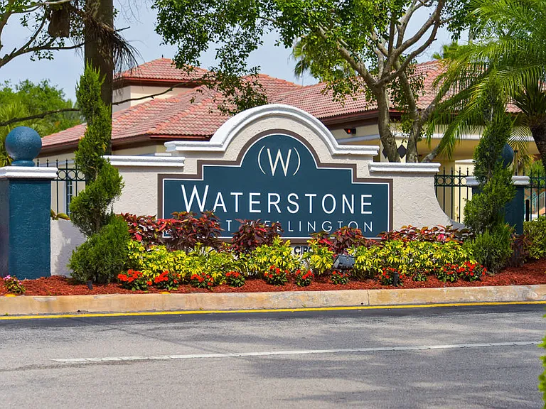 Waterstone at Wellington — Photo 13