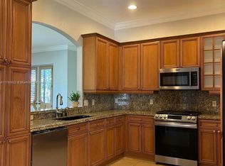 240 Isle Verde Way, Palm Beach Gardens, FL 33418
