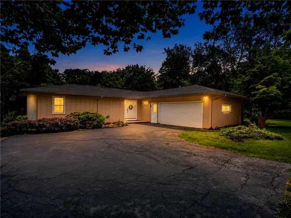 1021 Fairport Rd, Fairport, NY 14450