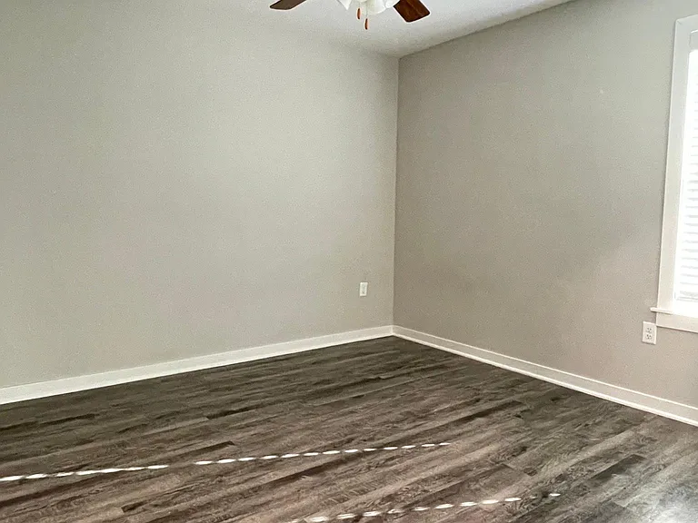1626 Quincy Ave — Photo 33