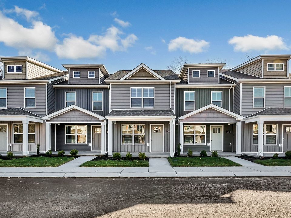 1st image of 107 Quarry Point Dr