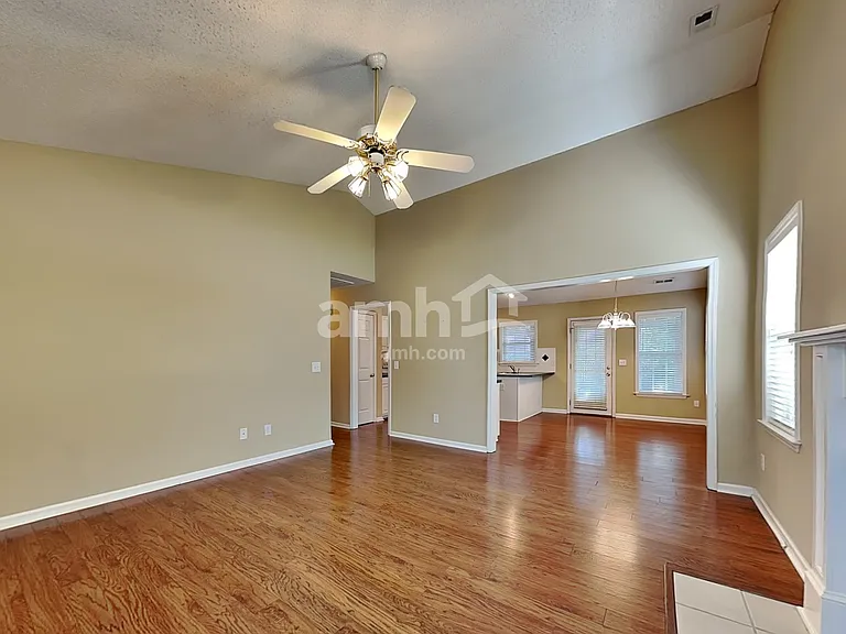 1795 Pebble Run Ln — Photo 8