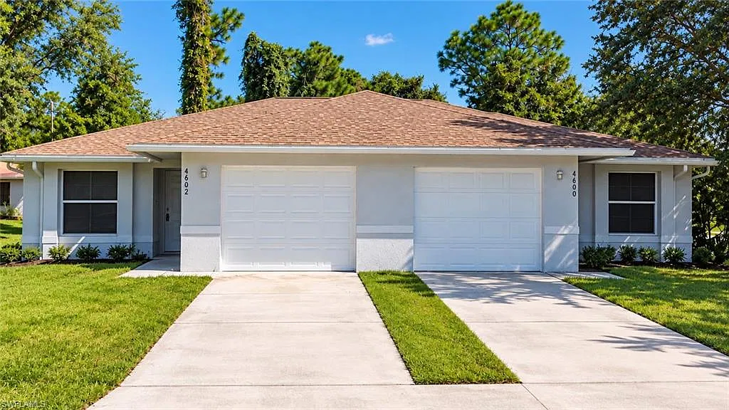 3 bed, 2.0 bath, 1114 sqft, $1,900 — Photo 1