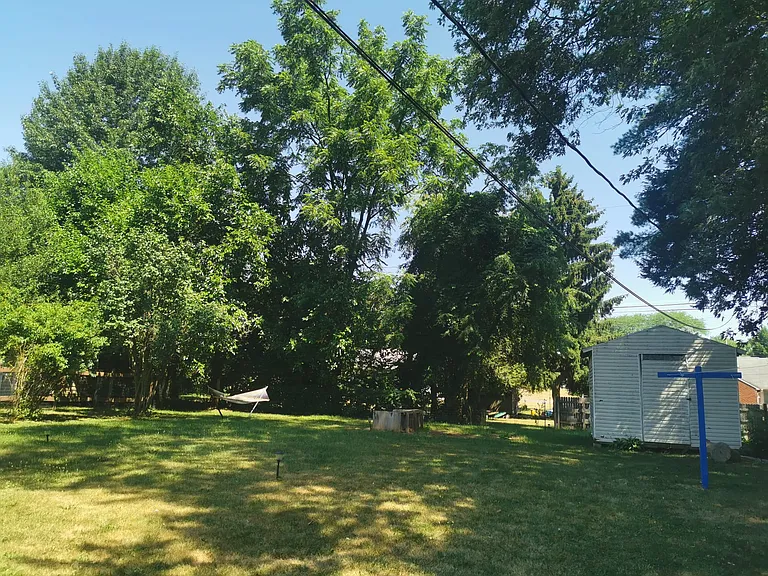 602 Saint Paul St — Photo 10